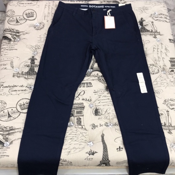 Dockers Alpha Original Khaki Slim Tapered Fit - Picture 3 of 9